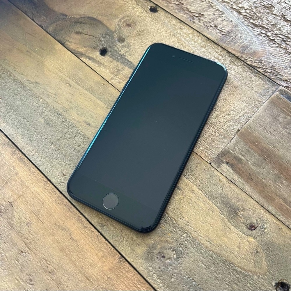 iPhone SE (2020) {black} 128GB
